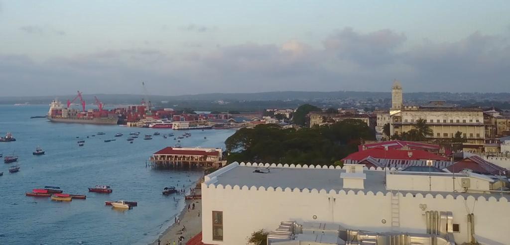 Puerto de Stone Town en Zanzíbar