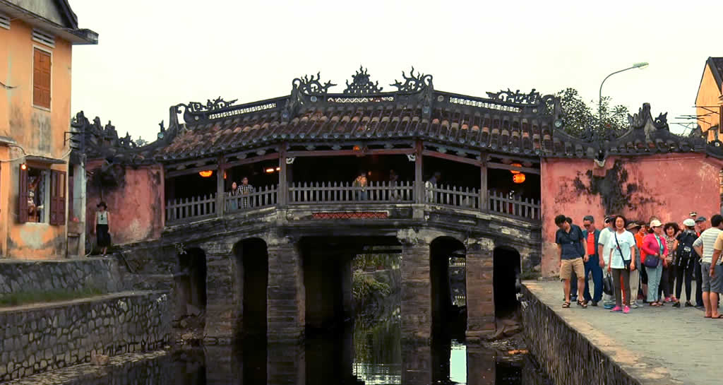 El puente japonés cubierto de Hoi An